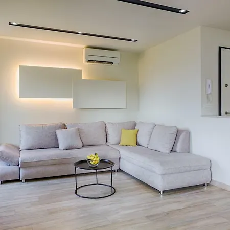 Rova Apartmán *